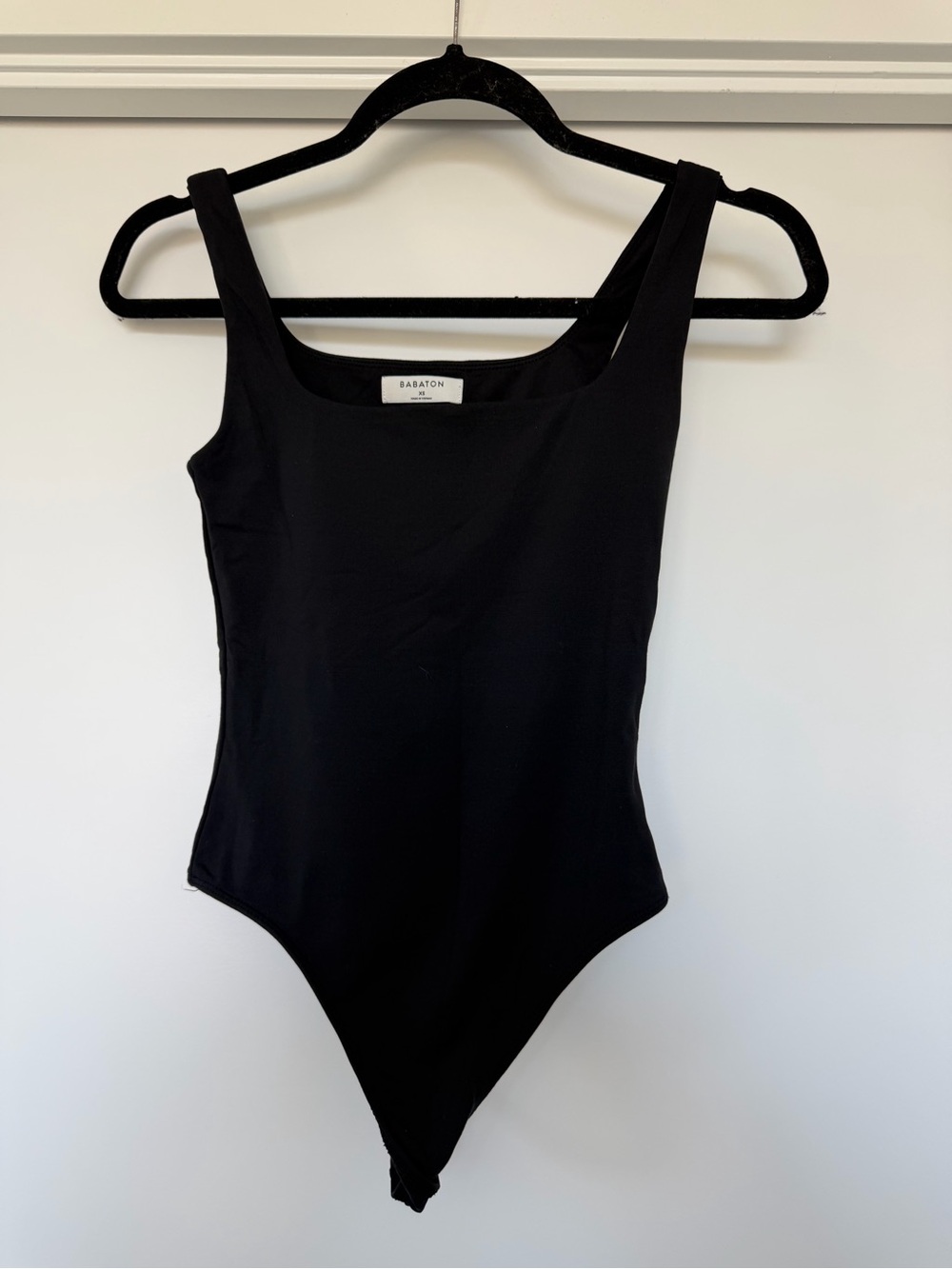Babaton Black and white bodysuit (no clasp)
